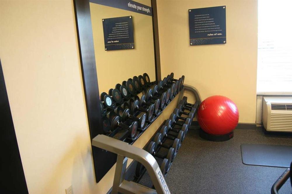 Hampton Inn & Suites Davenport Facilities photo