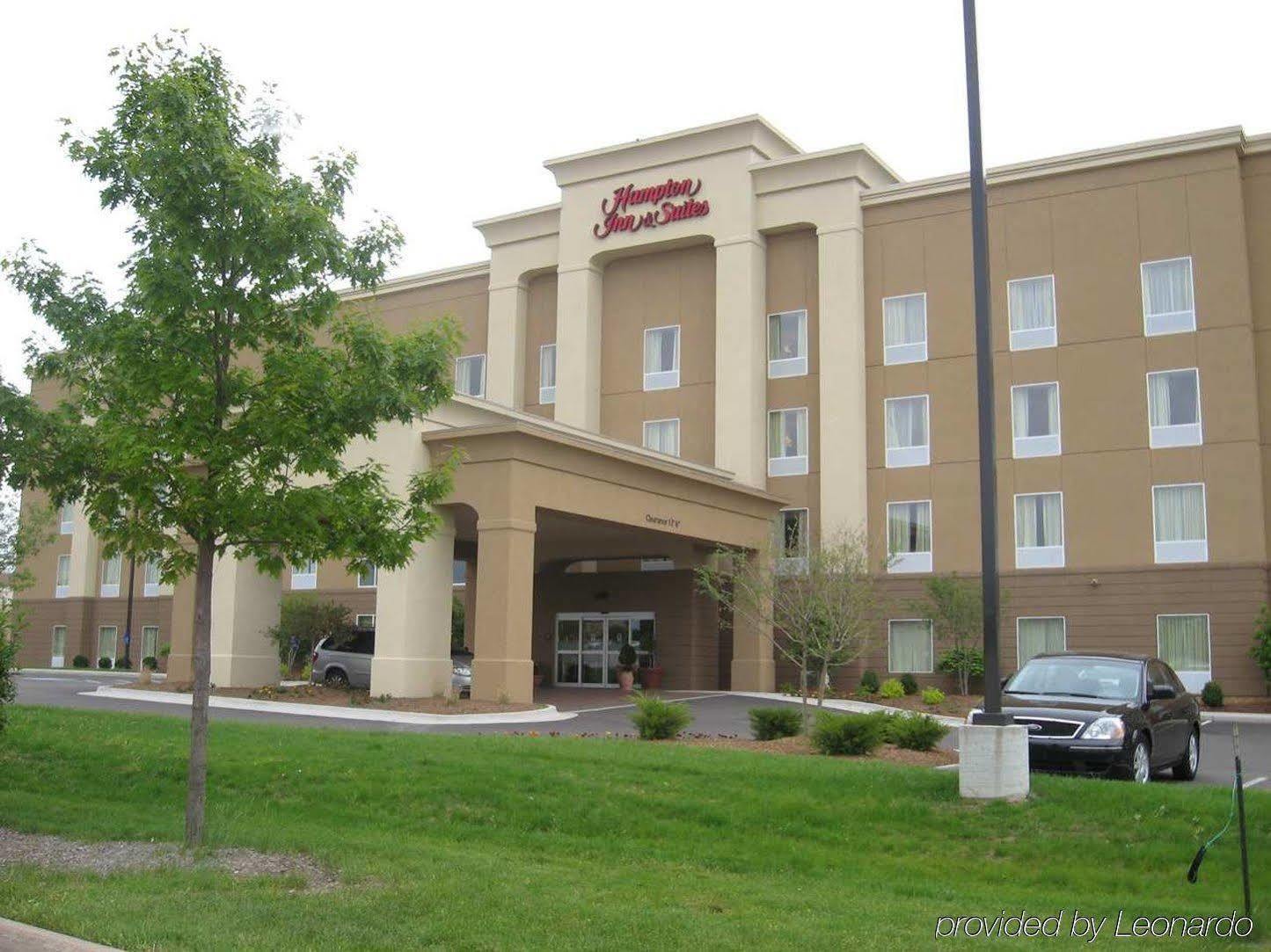 Hampton Inn & Suites Davenport Exterior photo